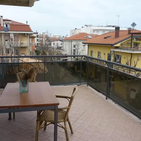 Tourist For Rent By The Sea In Daire *